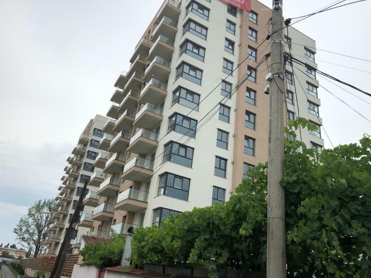 Luxury Westpark 2 Presidentialsuite With Lake View W4 Bukarest Eksteriør billede
