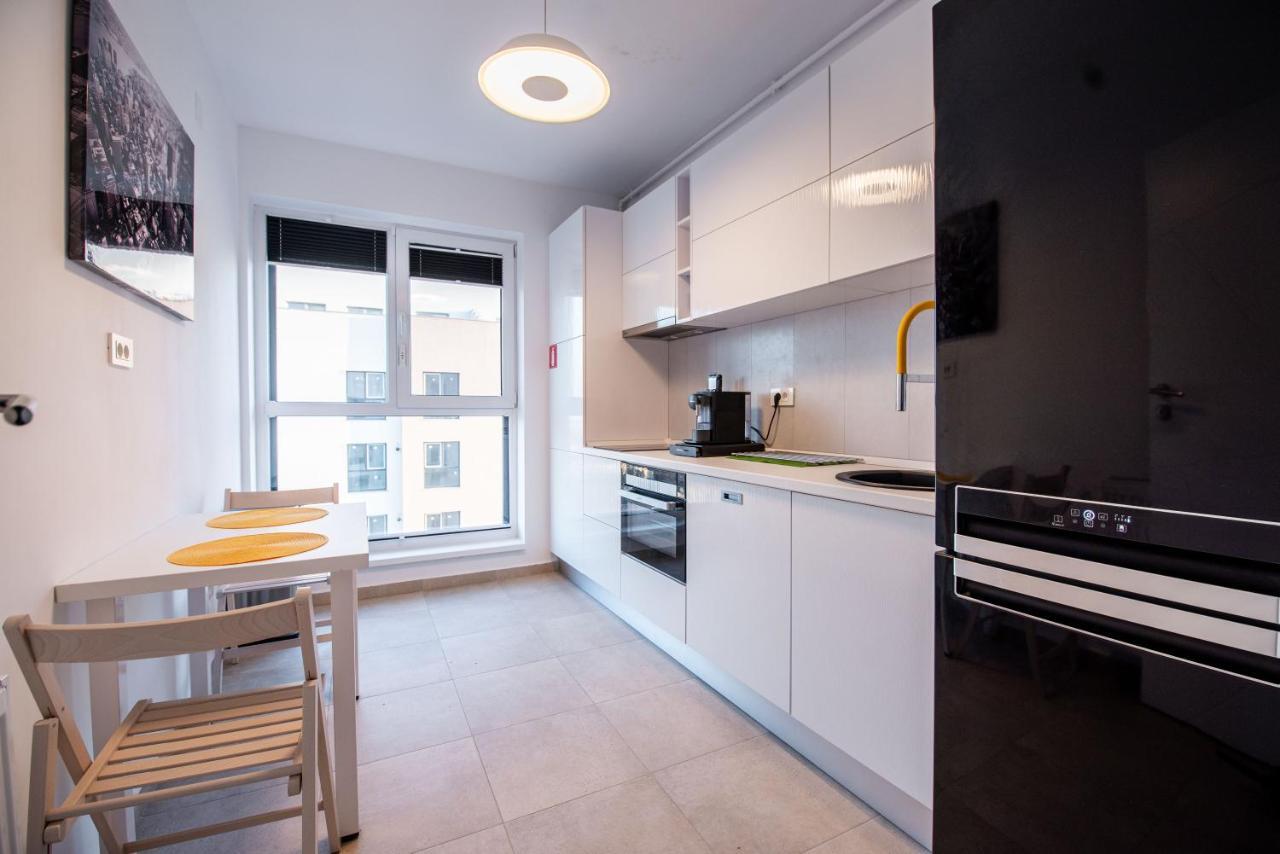 Luxury Westpark 2 Presidentialsuite With Lake View W4 Bukarest Eksteriør billede
