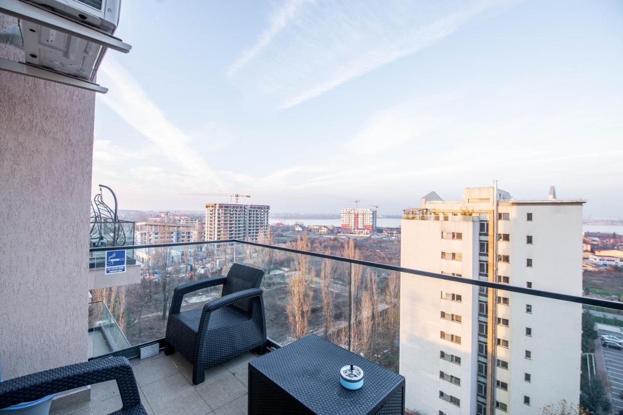 Luxury Westpark 2 Presidentialsuite With Lake View W4 Bukarest Eksteriør billede